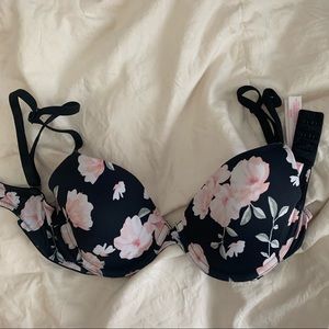 Victoria’s Secret PINK Bra